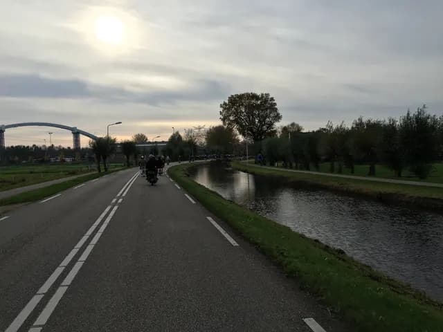2015 AVC/LCN Mokumride