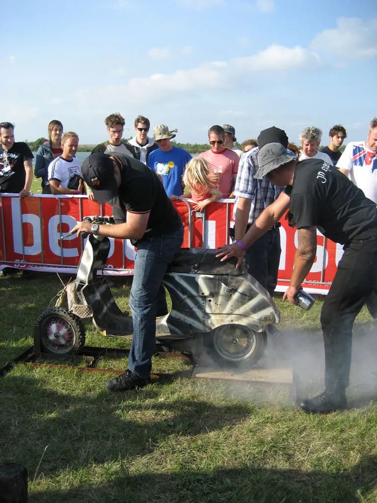 2006 Tholen