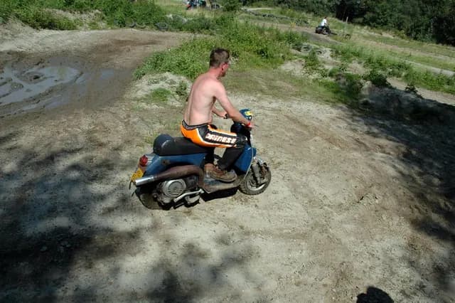 2007 Tholen