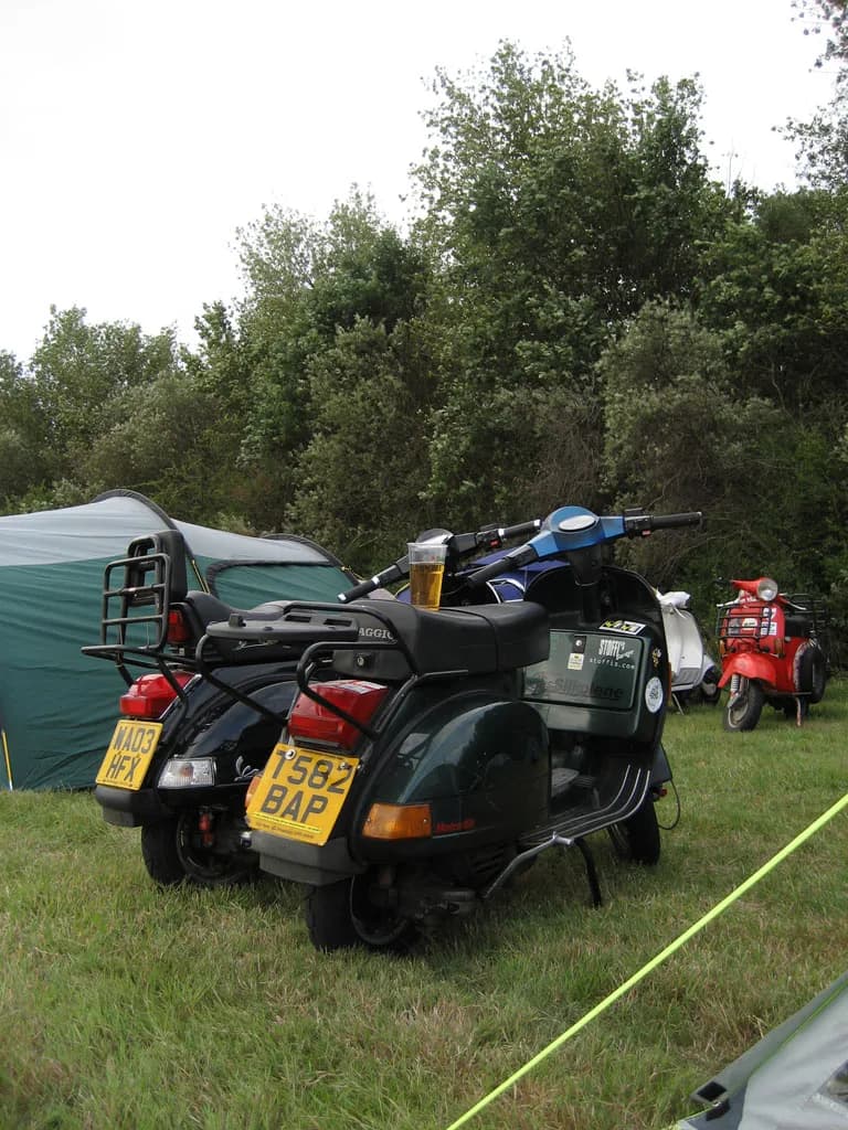 2006 Tholen