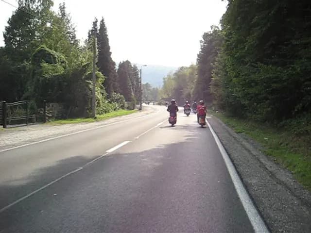 2006 Vespa run Luik