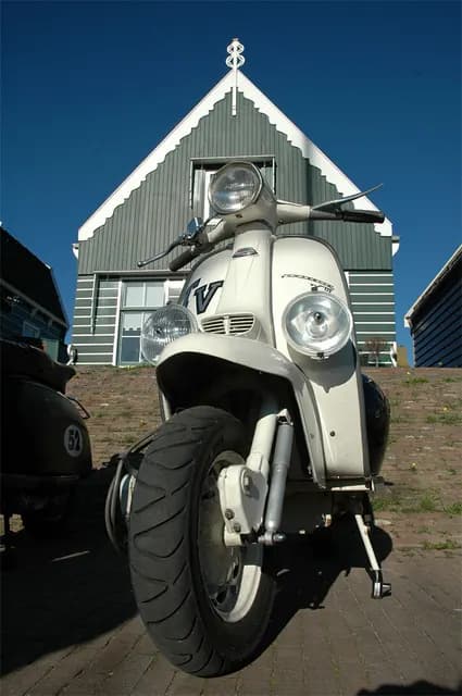 2005 AVC Marken Run